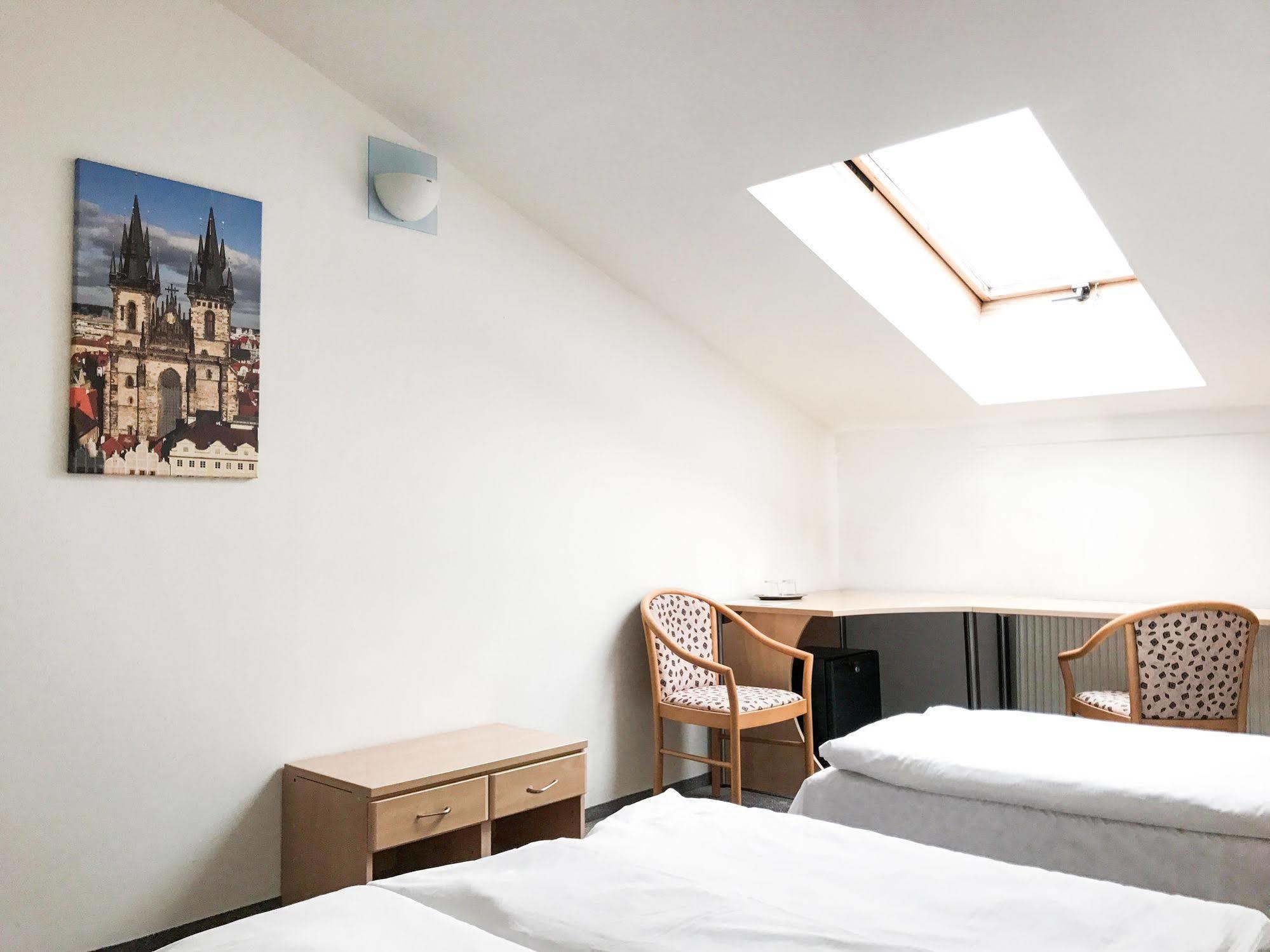 Hotel Inturprag Eksteriør billede